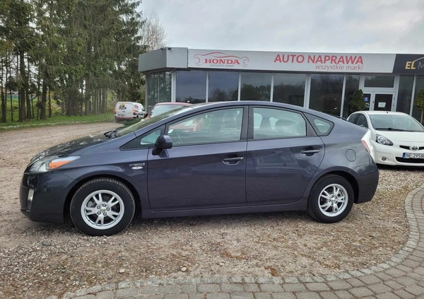 Toyota Prius cena 41900 przebieg: 152000, rok produkcji 2010 z Września małe 326